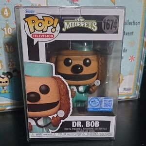 Funko Pop! The Muppets Dr. Bob in Teal and Brown